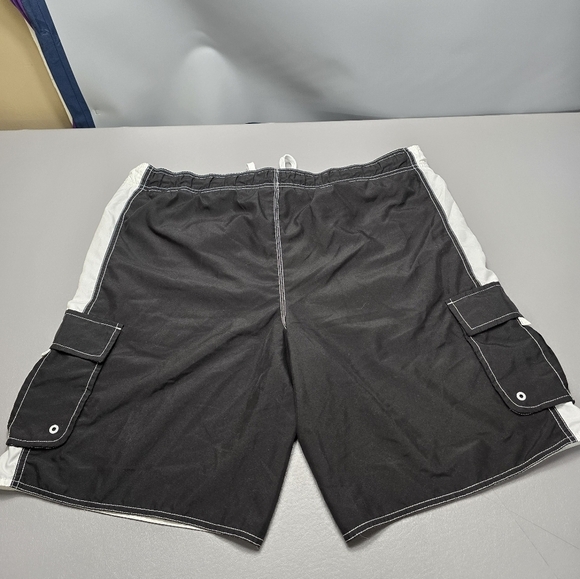 Mens hang ten black and white swim trunks size XXL - Picture 4 of 10